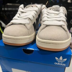 Adidas Campus 00s Originals in Gray and White